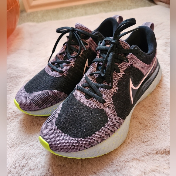 Nike Shoes - Nike React Infinity Flyknit
